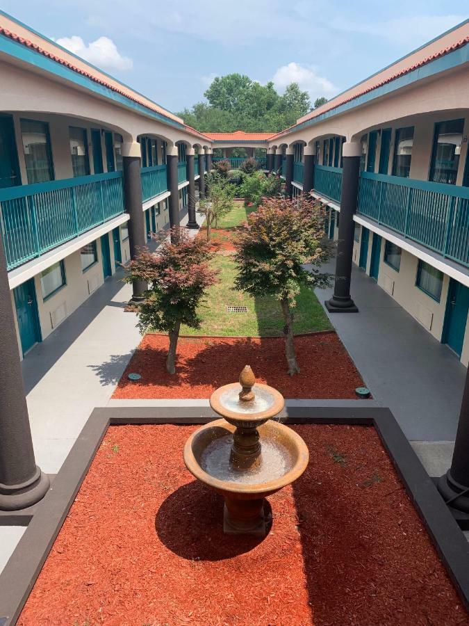 Motel 6 Savannah Ga Gateway & I95 Georgetown Exterior photo